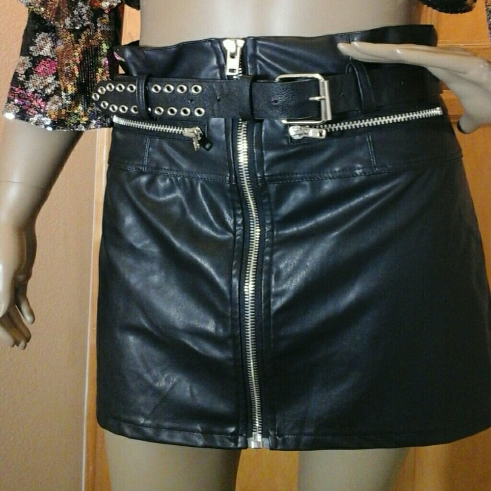 Skirt - Picture 6 of 7